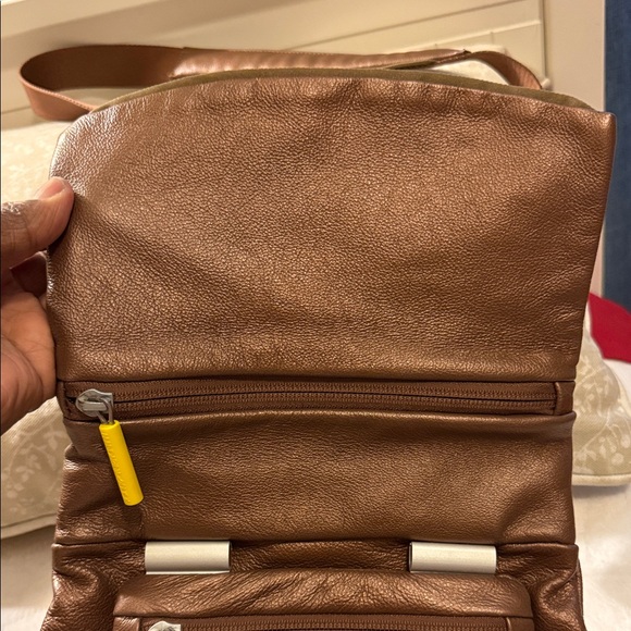 Mandarina Duck Brown Messenger Leather Crossbody Bag - Picture 7 of 16